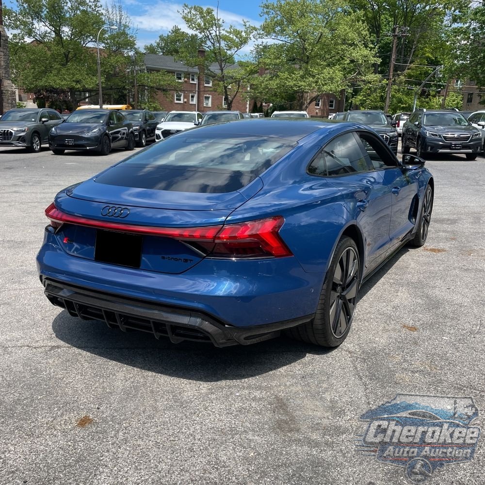 2022 Audi e-tron GT RS