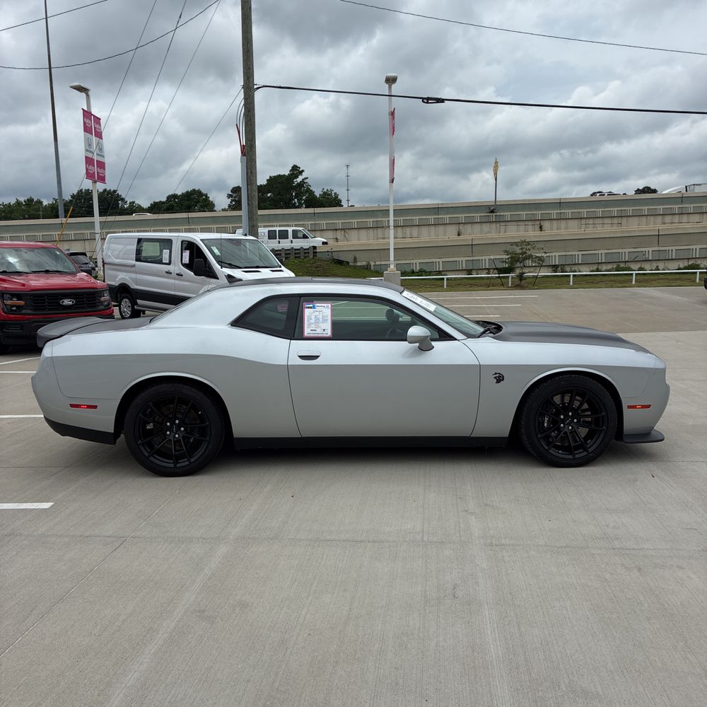 2023 Dodge Challenger SRT Hellcat Jailbreak