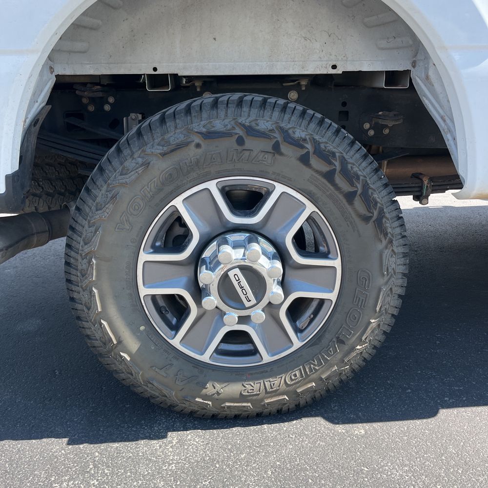 2023 Ford F-350 Super Duty Lariat