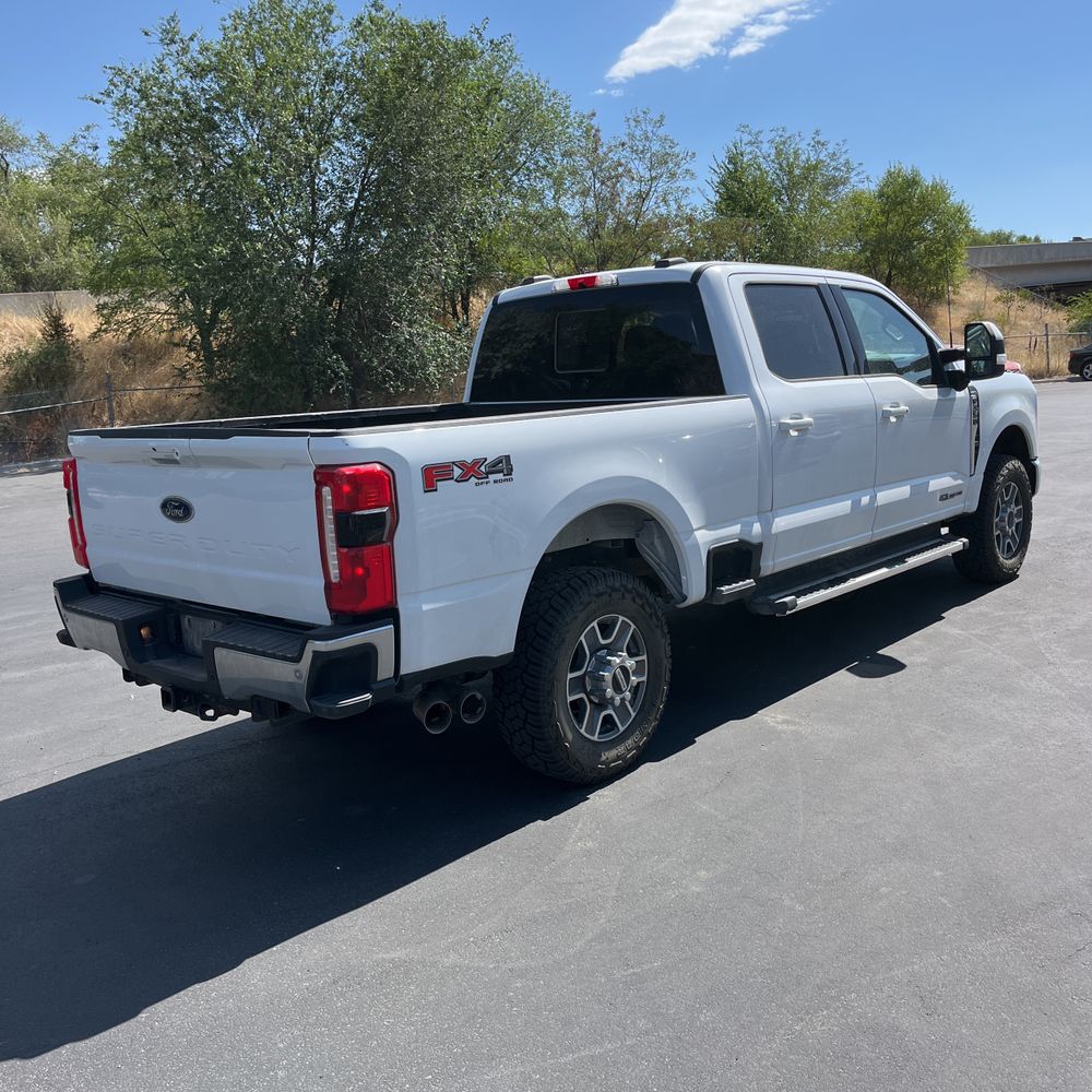2023 Ford F-350 Super Duty Lariat