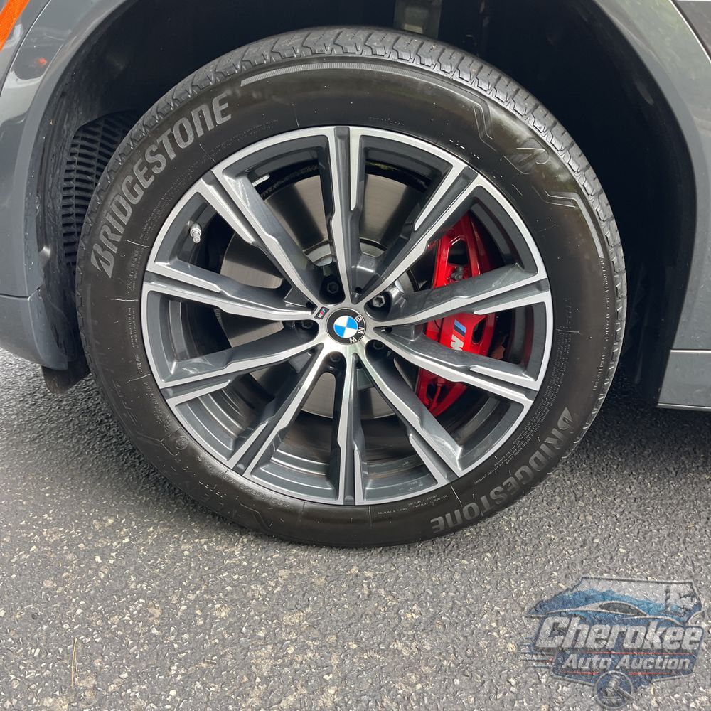 2024 BMW X6 M60i
