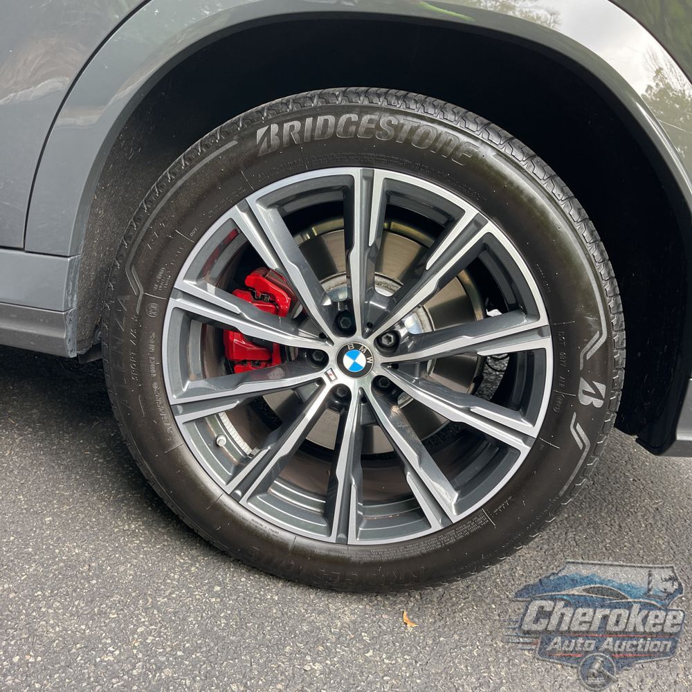 2024 BMW X6 M60i