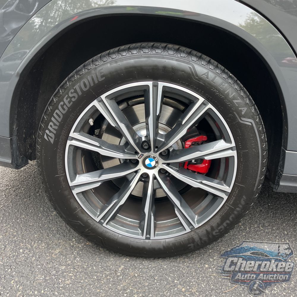 2024 BMW X6 M60i