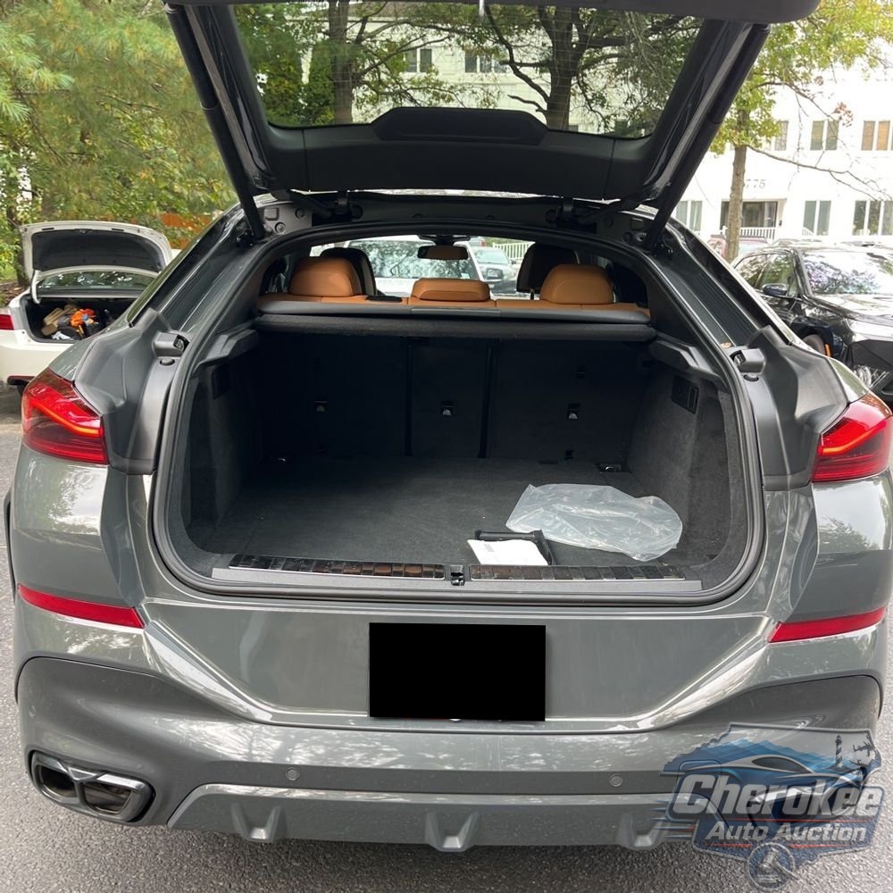 2024 BMW X6 M60i