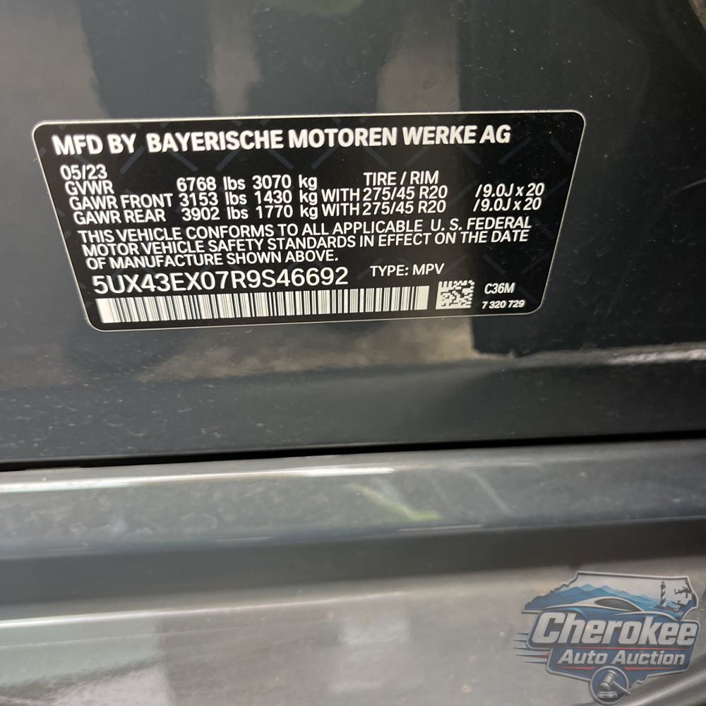 2024 BMW X6 M60i