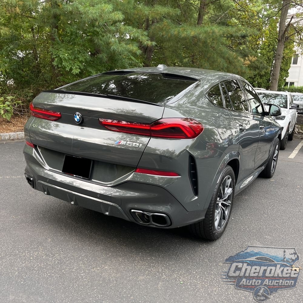 2024 BMW X6 M60i