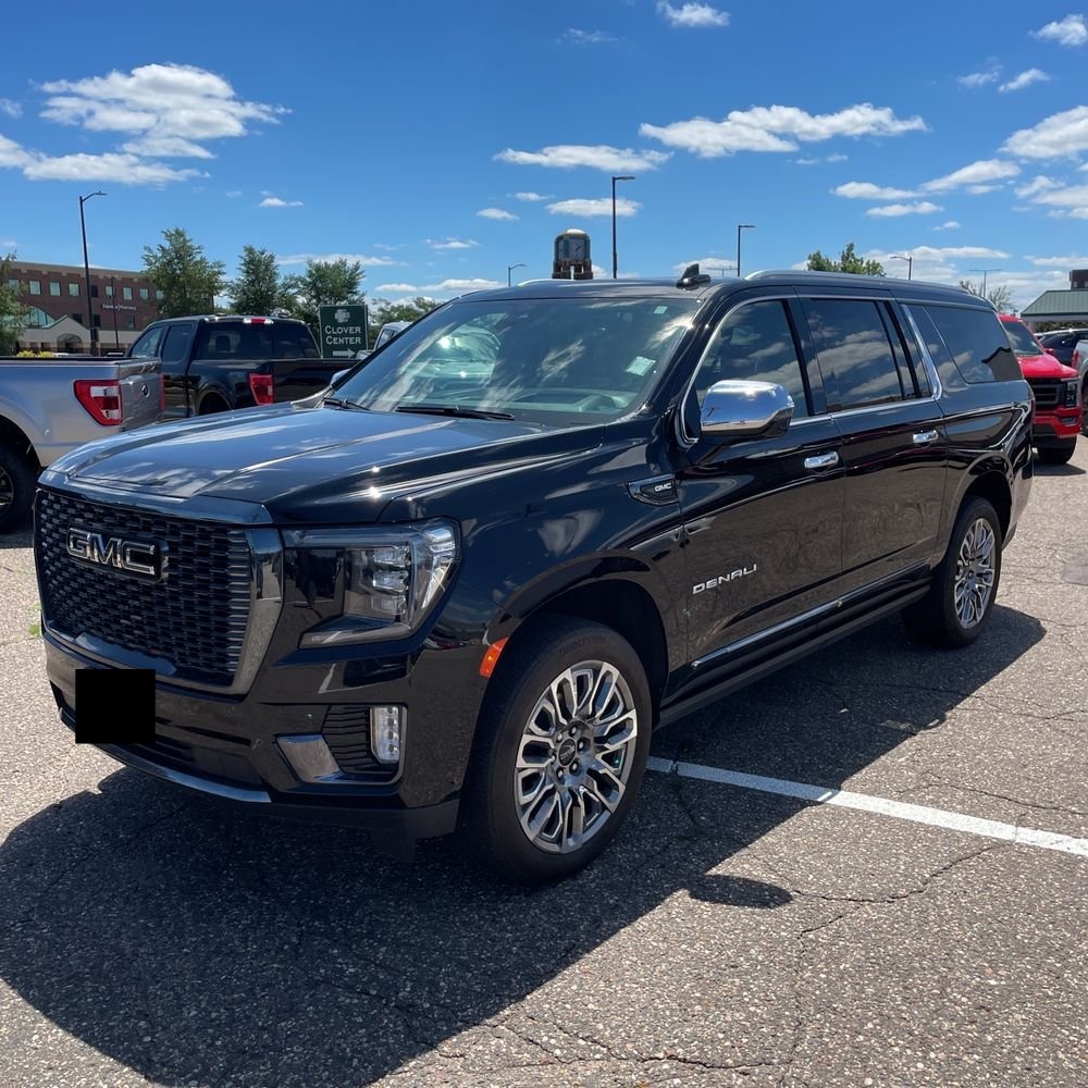 2023 GMC Yukon XL Denali Ultimate