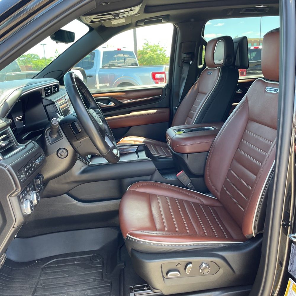 2023 GMC Yukon XL Denali Ultimate