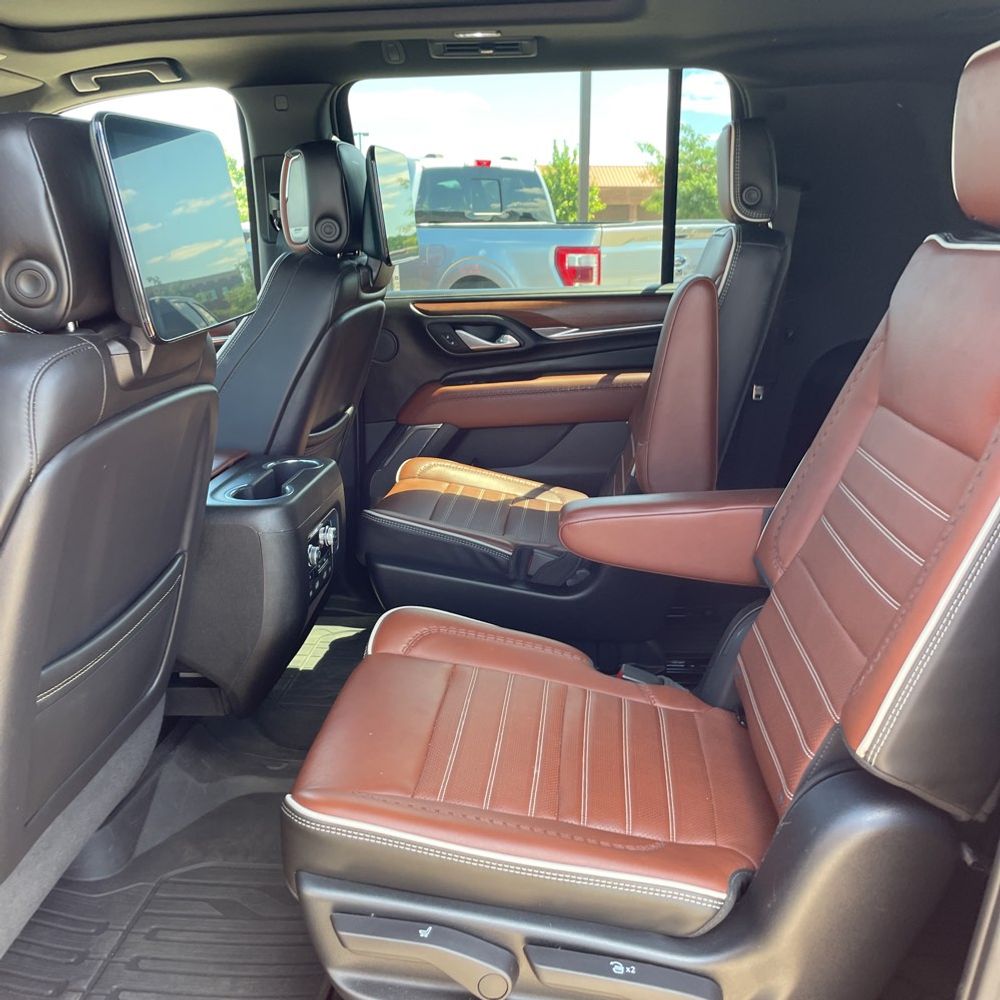 2023 GMC Yukon XL Denali Ultimate