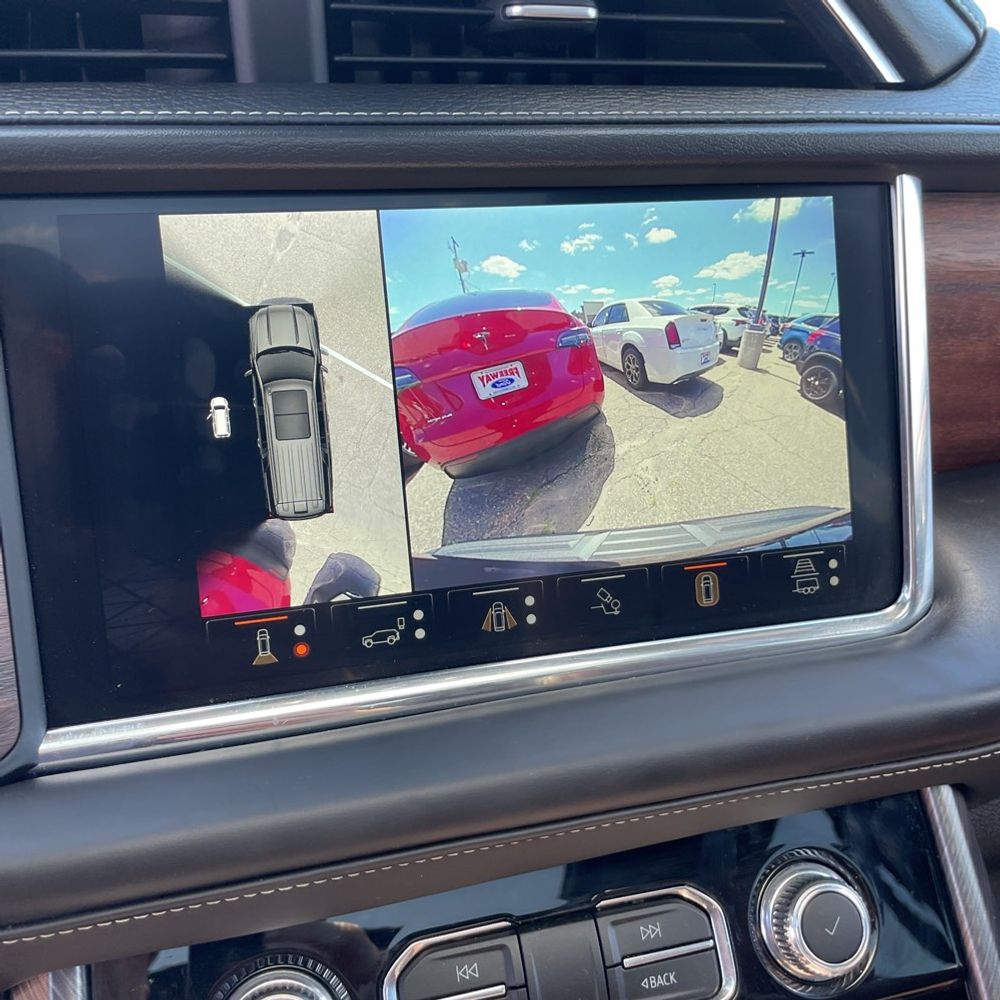 2023 GMC Yukon XL Denali Ultimate