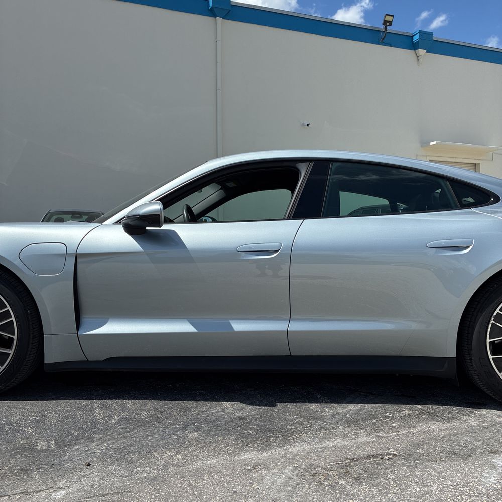 2022 Porsche Taycan Base