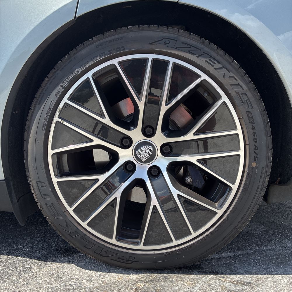 2022 Porsche Taycan Base