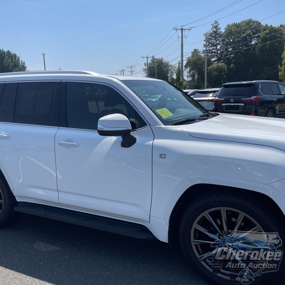 2023 Lexus LX 600 F SPORT Handling