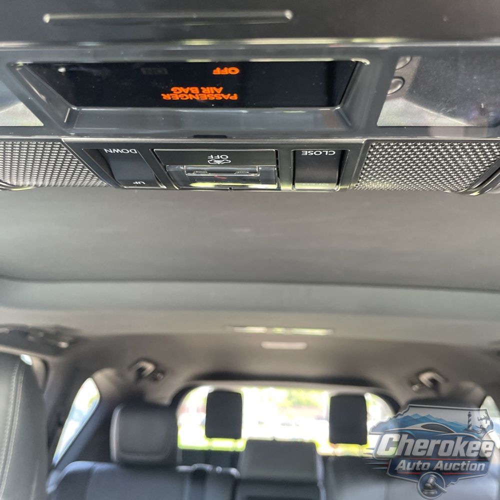 2023 Lexus LX 600 F SPORT Handling