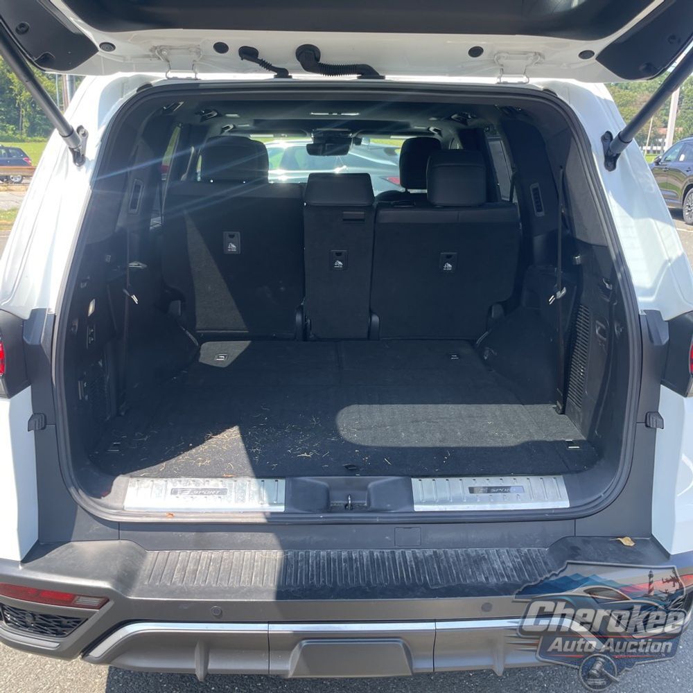 2023 Lexus LX 600 F SPORT Handling