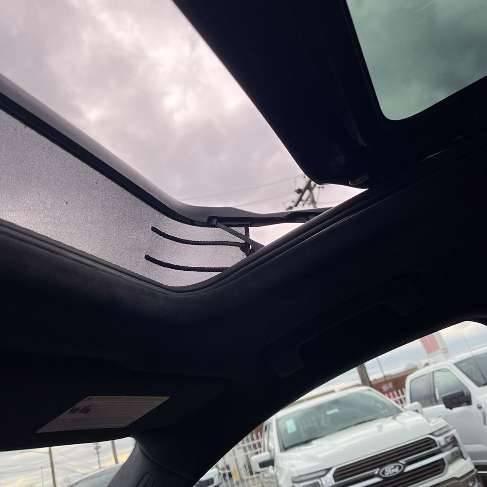 2021 Porsche Macan Turbo