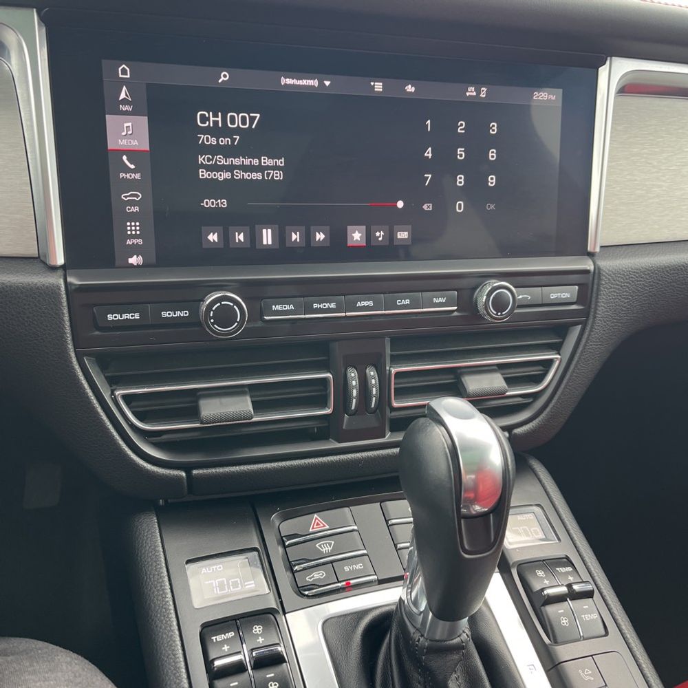 2021 Porsche Macan Turbo