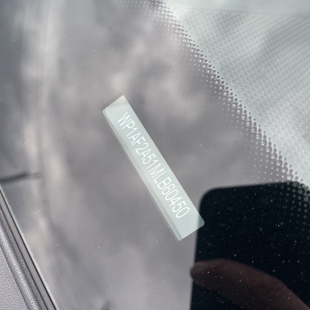 2021 Porsche Macan Turbo