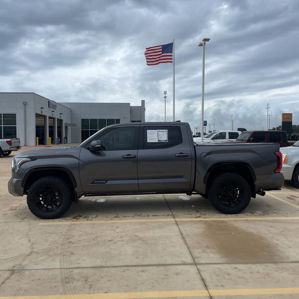 2024 Toyota Tundra Platinum