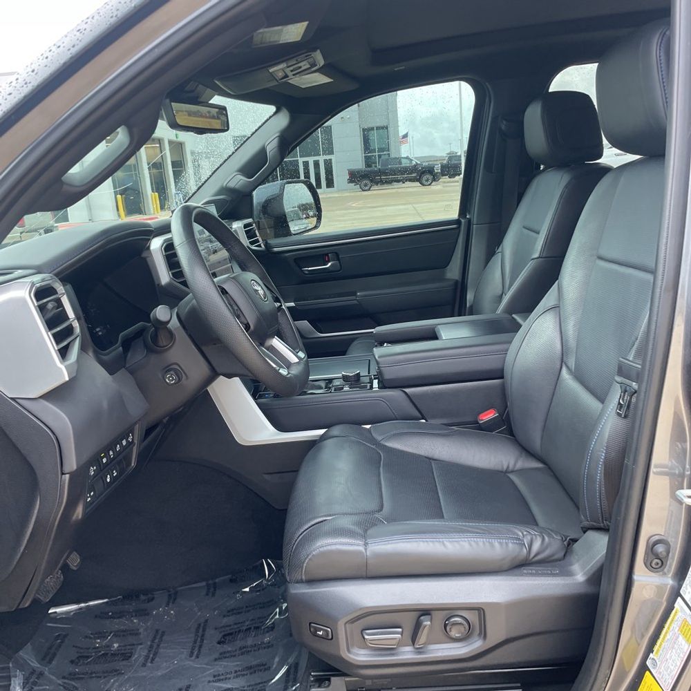 2024 Toyota Tundra Platinum