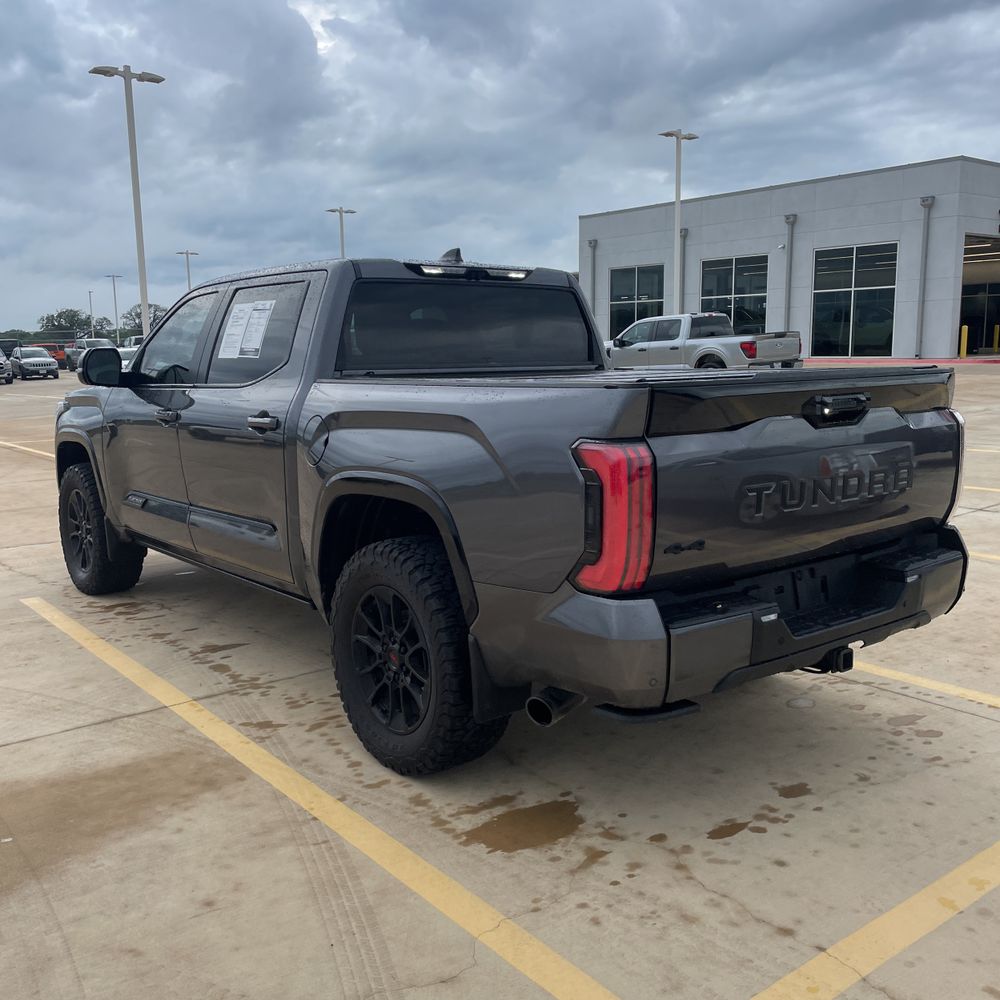 2024 Toyota Tundra Platinum