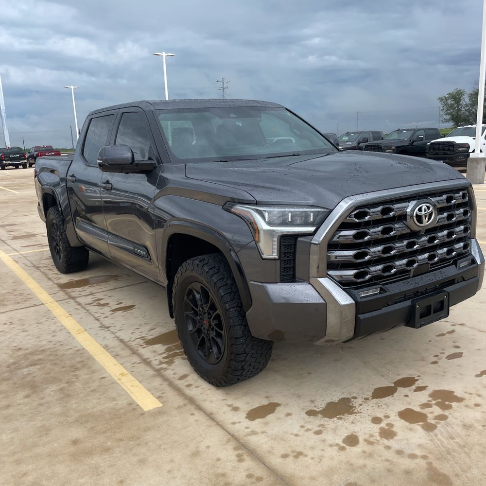 2024 Toyota Tundra Platinum