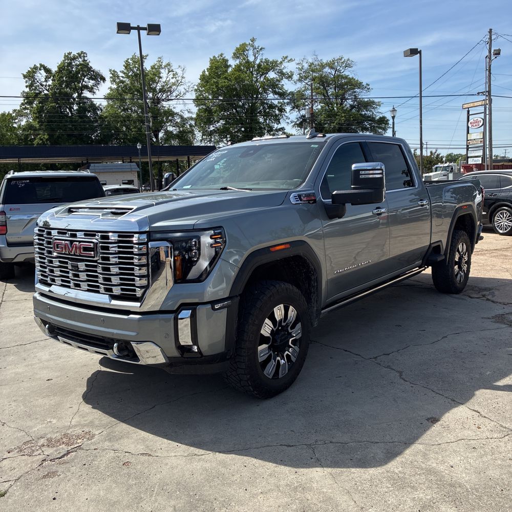 2024 GMC Sierra 2500HD Denali