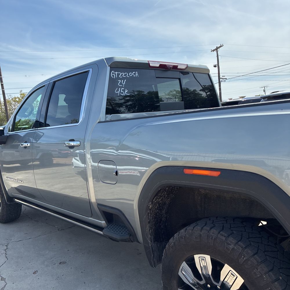 2024 GMC Sierra 2500HD Denali