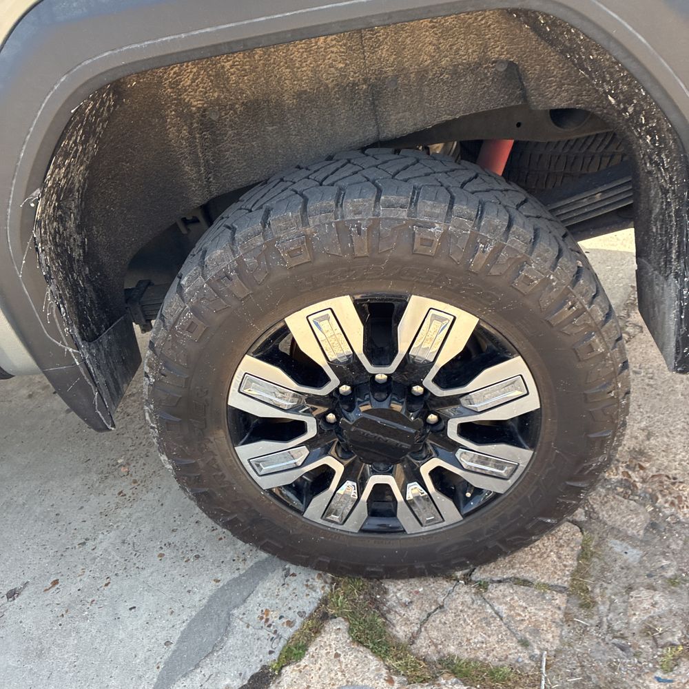 2024 GMC Sierra 2500HD Denali