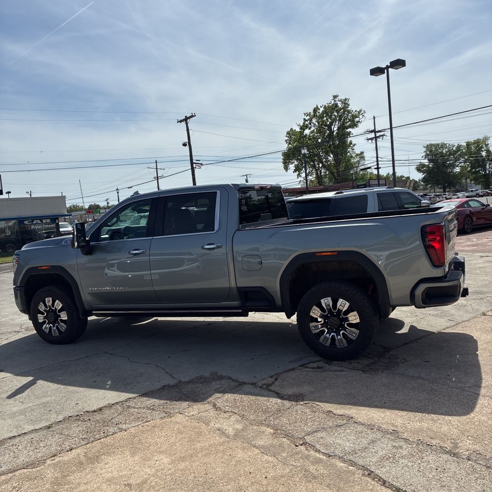 2024 GMC Sierra 2500HD Denali