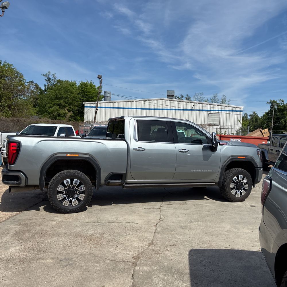 2024 GMC Sierra 2500HD Denali