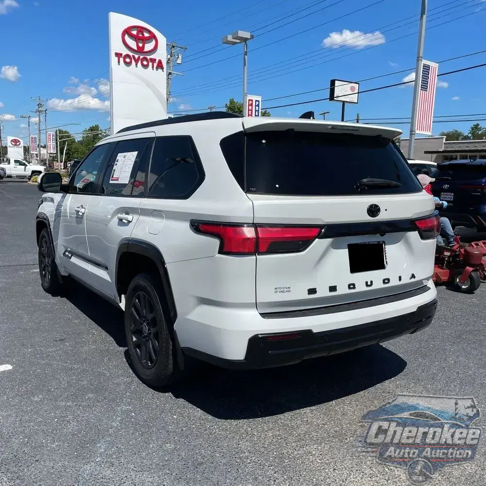 2024 Toyota Sequoia Platinum
