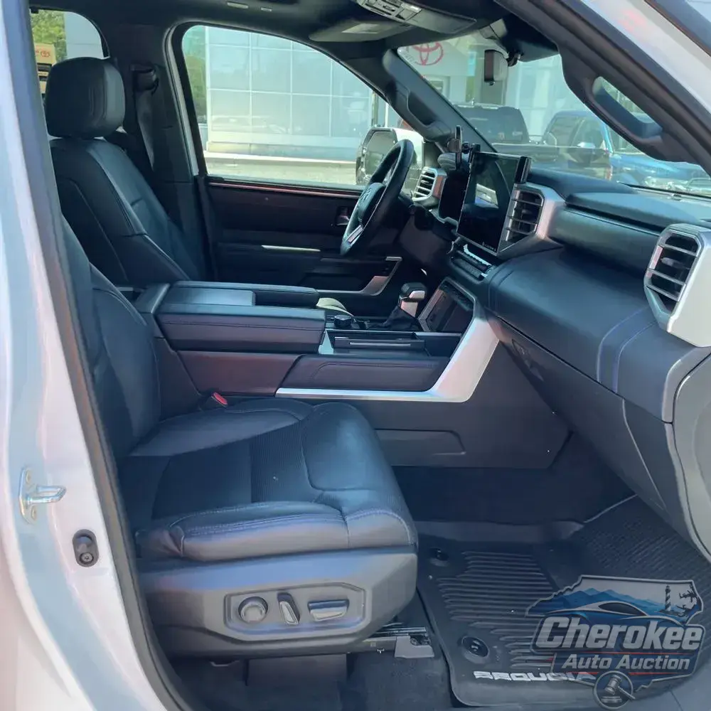 2024 Toyota Sequoia Platinum