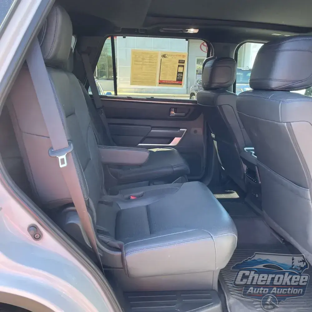 2024 Toyota Sequoia Platinum