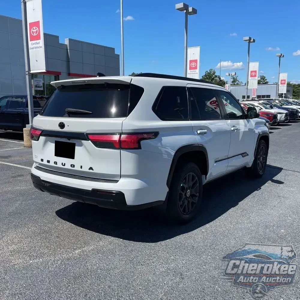 2024 Toyota Sequoia Platinum