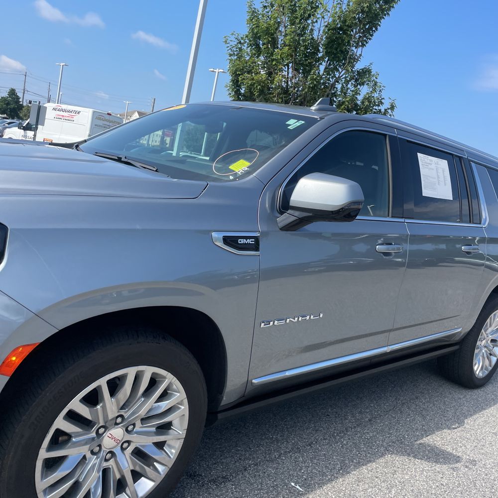 2024 GMC Yukon XL Denali