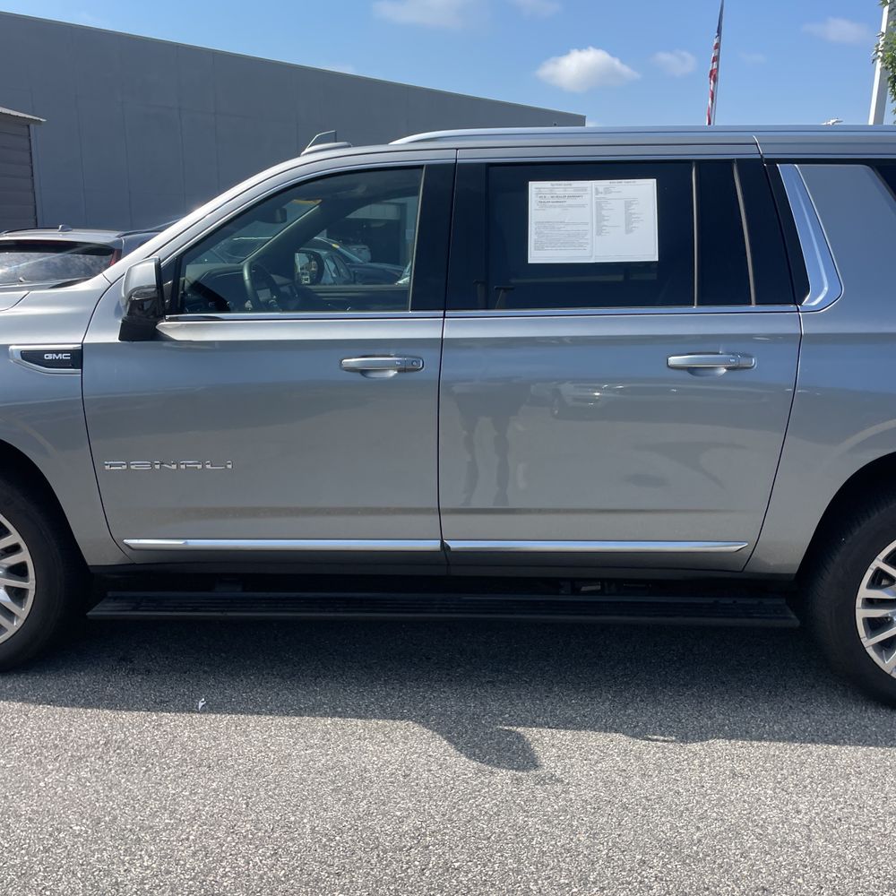 2024 GMC Yukon XL Denali