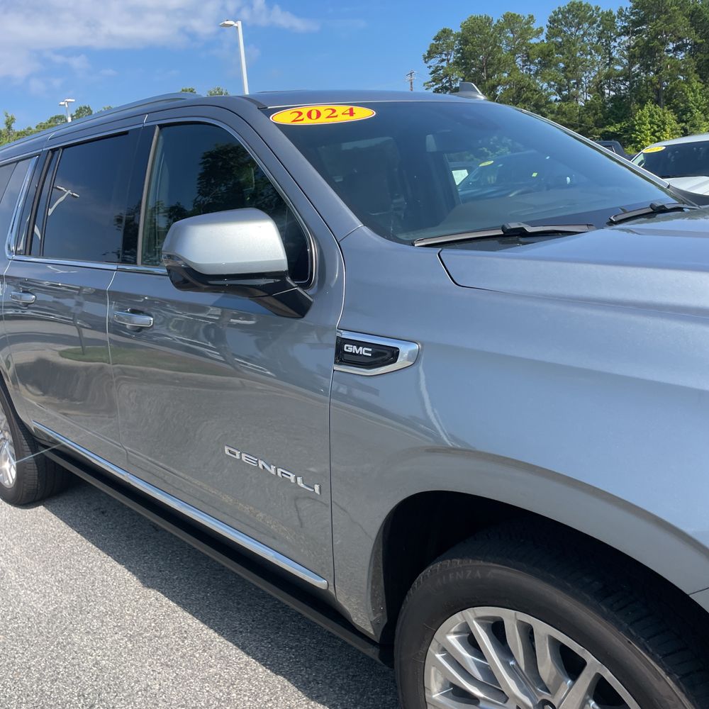 2024 GMC Yukon XL Denali