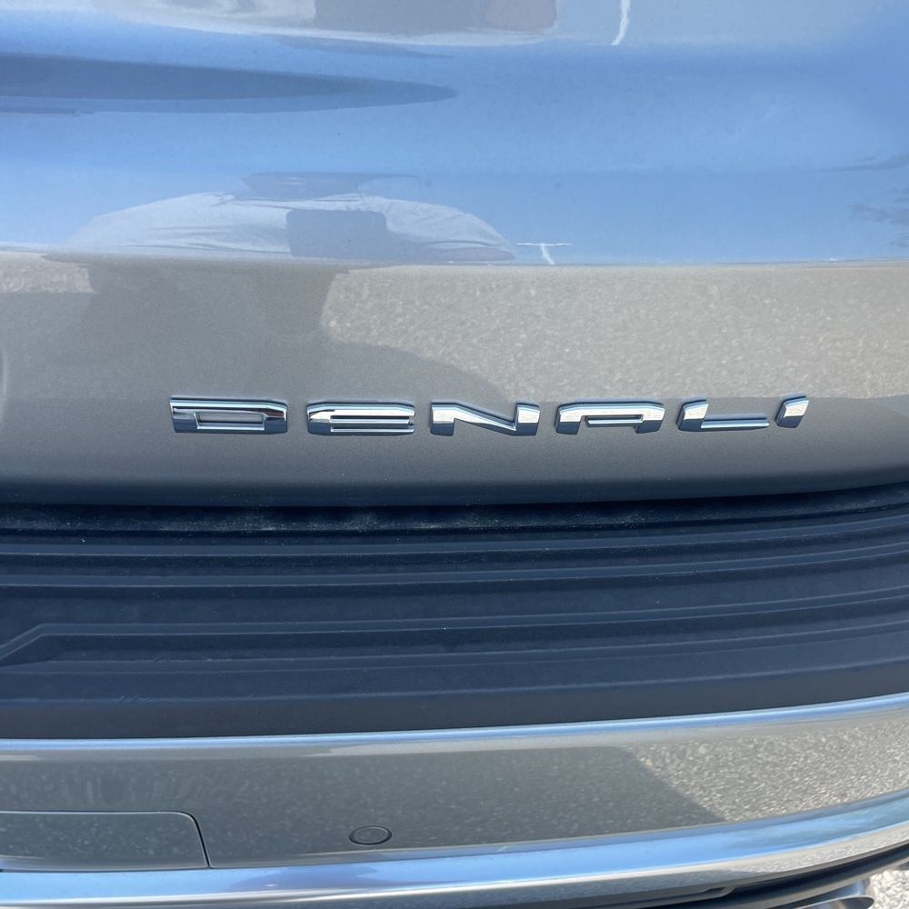 2024 GMC Yukon XL Denali