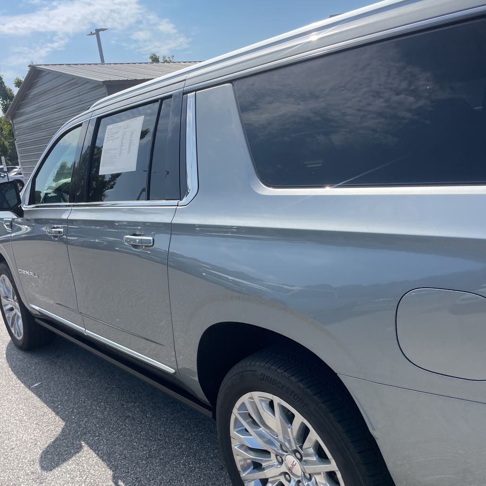 2024 GMC Yukon XL Denali