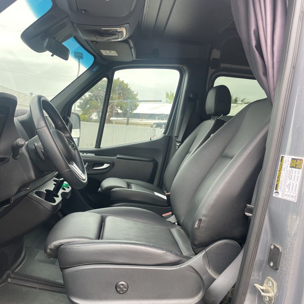 2022 Mercedes-Benz Sprinter 2500