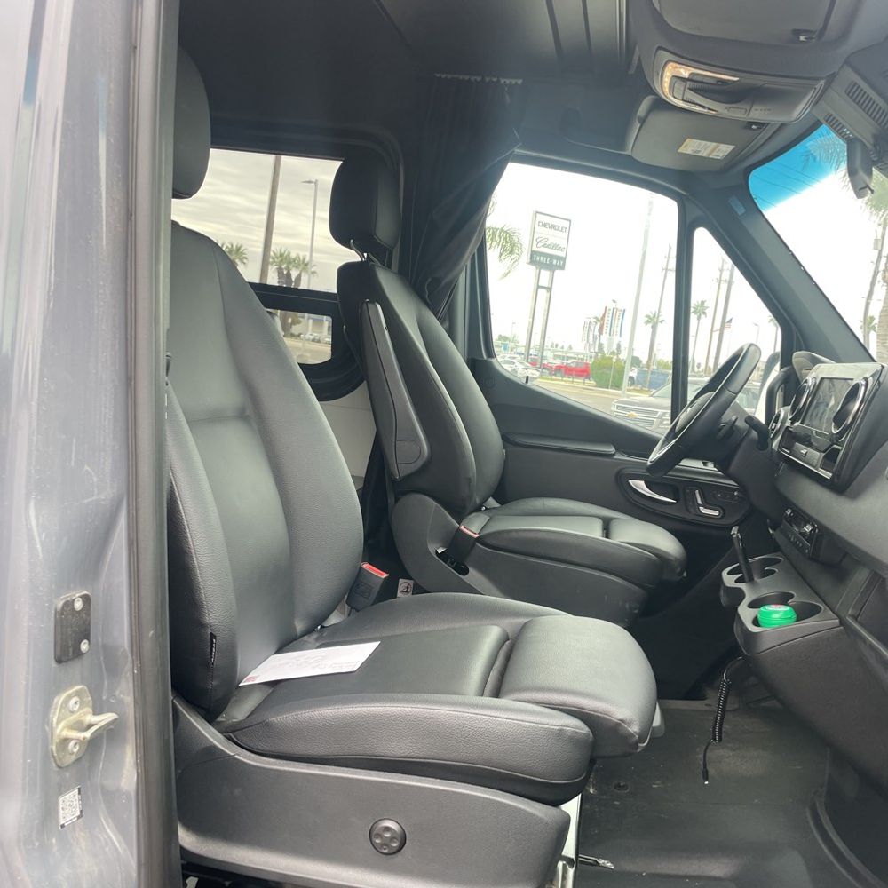 2022 Mercedes-Benz Sprinter 2500