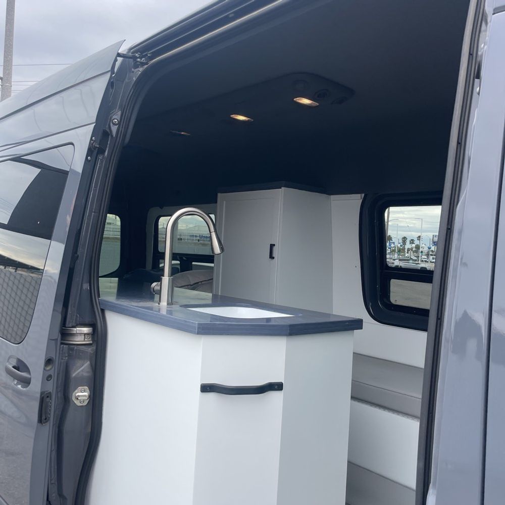 2022 Mercedes-Benz Sprinter 2500