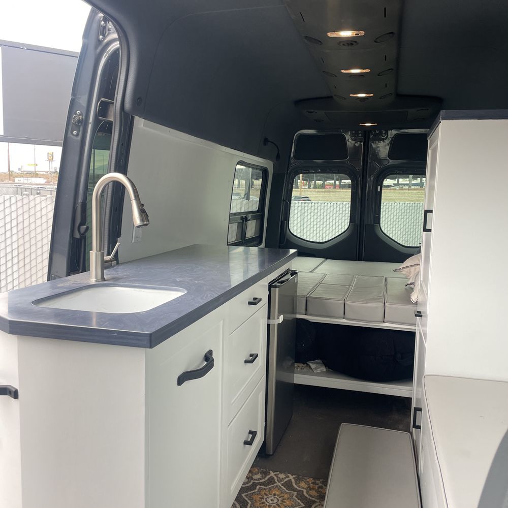 2022 Mercedes-Benz Sprinter 2500