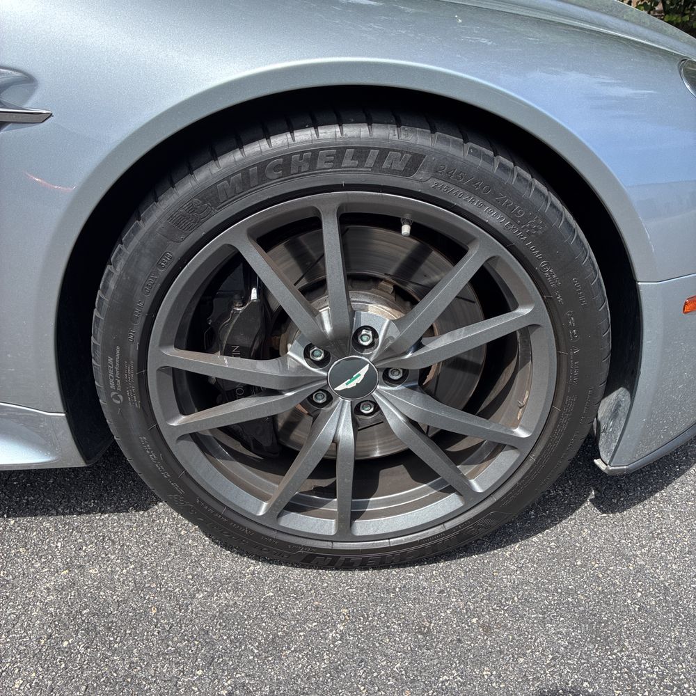 2015 Aston Martin V8 Vantage GT