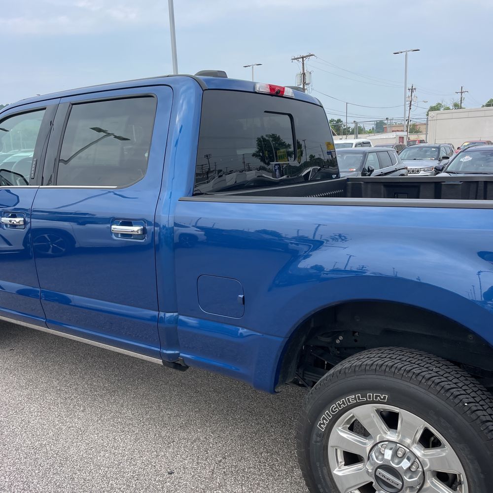 2022 Ford F-350 Super Duty Platinum