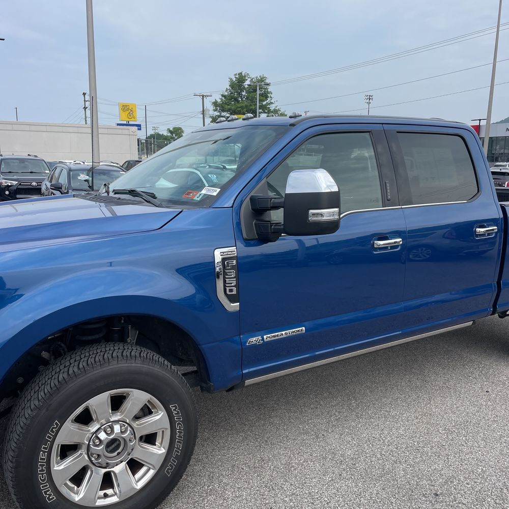 2022 Ford F-350 Super Duty Platinum