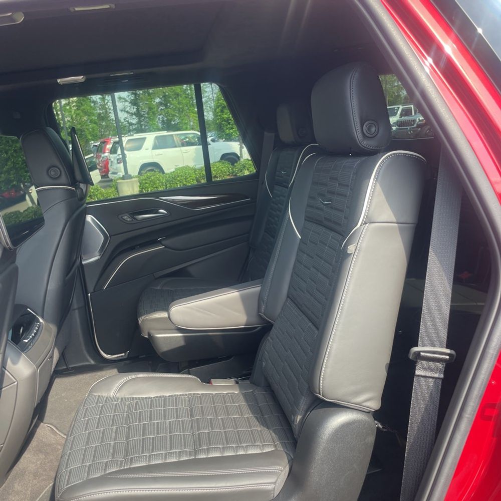 2024 Cadillac Escalade Premium Luxury Platinum