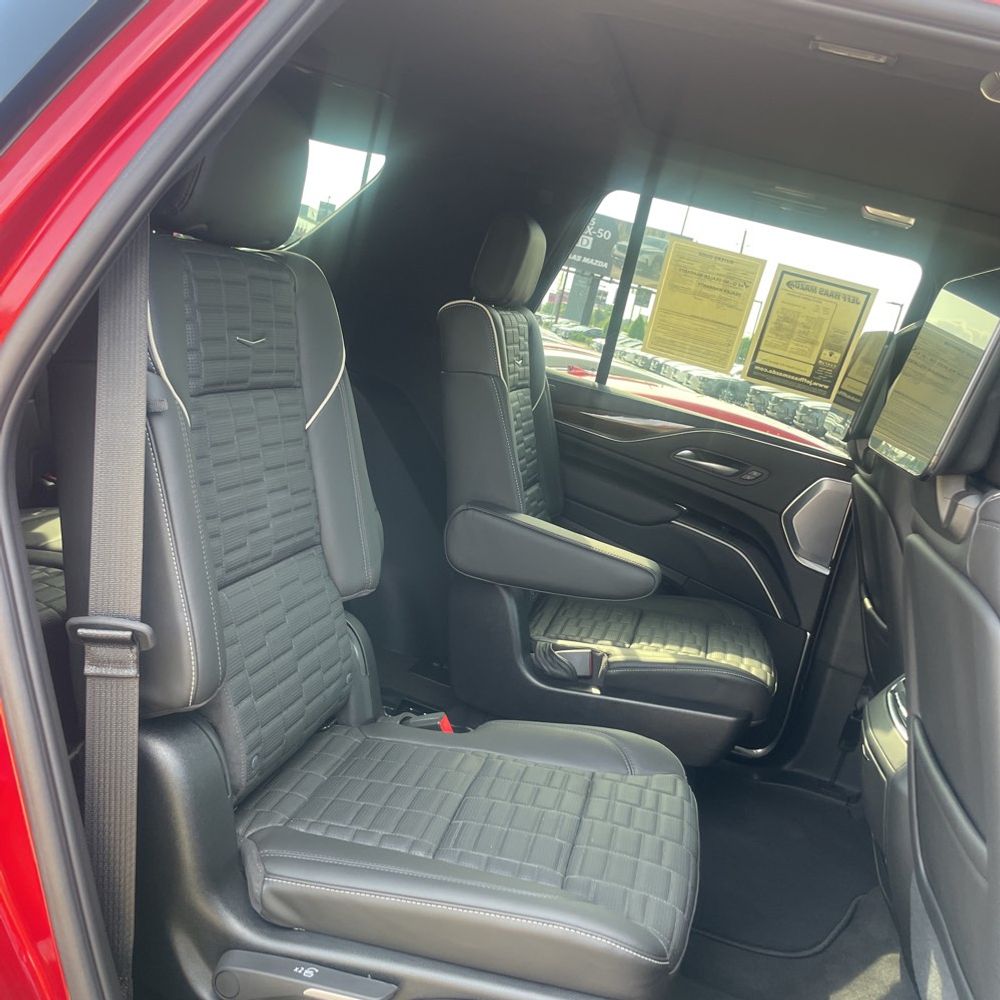 2024 Cadillac Escalade Premium Luxury Platinum