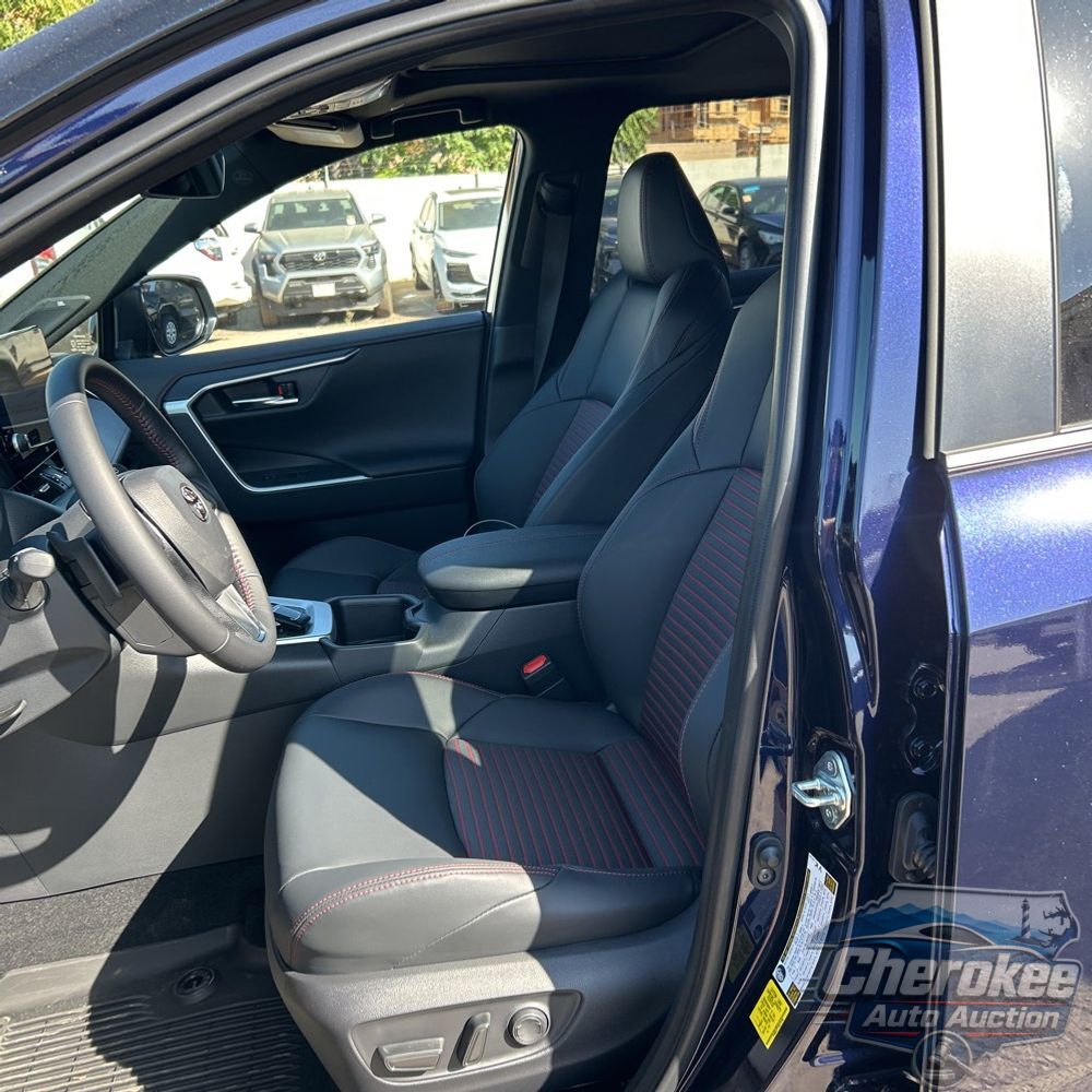 2025 Toyota RAV4 Plug-in Hybrid XSE